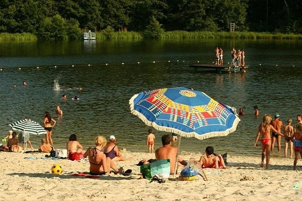 /campings/francia/aquitania/lot-y-garona/Domaine de Lislebonne/camping-domaine-de-lislebonne-1483301737-xl.jpg
